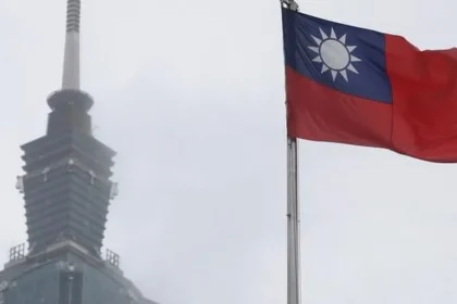 Taiwan chce pokračovať v pláne nákupu amerických zbraní
