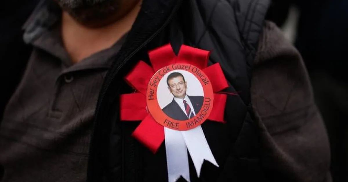 Turecký súd poslal istanbulského primátora Imamoglua na dva roky do väzenia