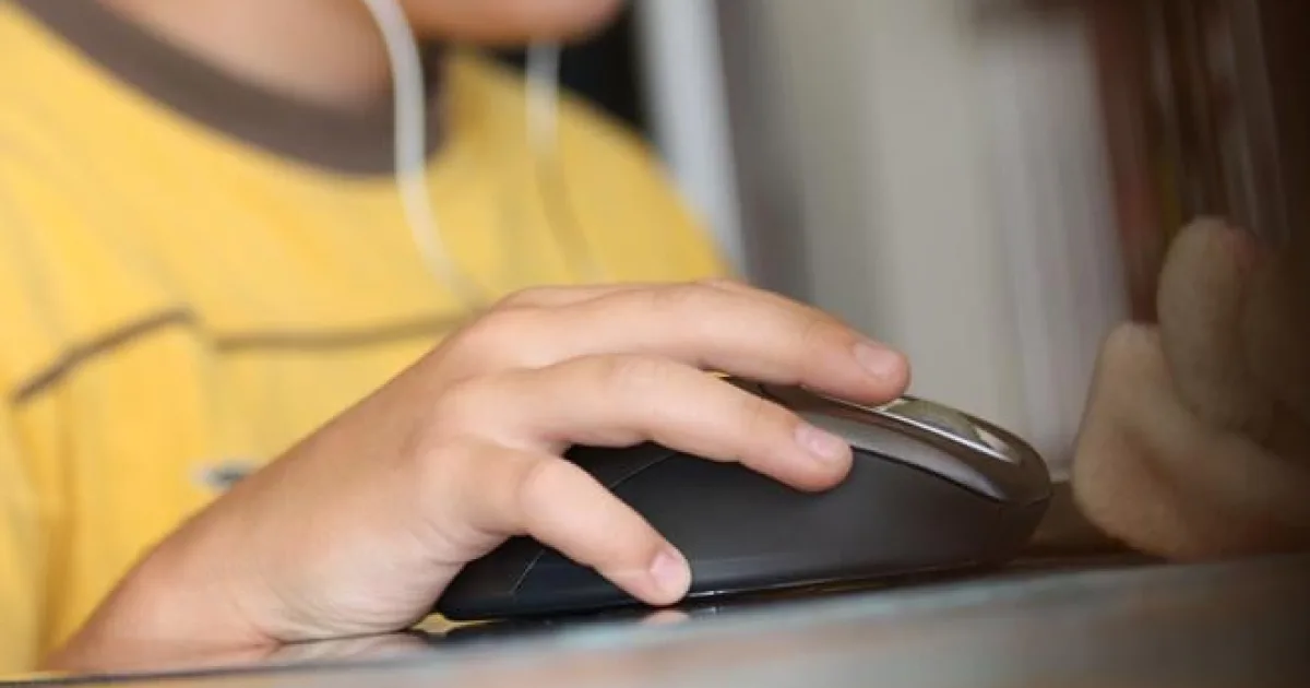 15-tisíc žiakov požiadalo o bezplatný pevný internet