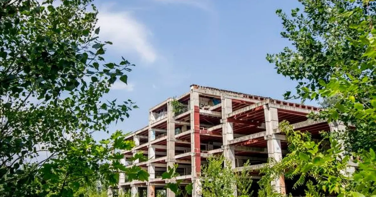 Blíži sa termín zbúrania zvyškov ružinovského obchodného domu