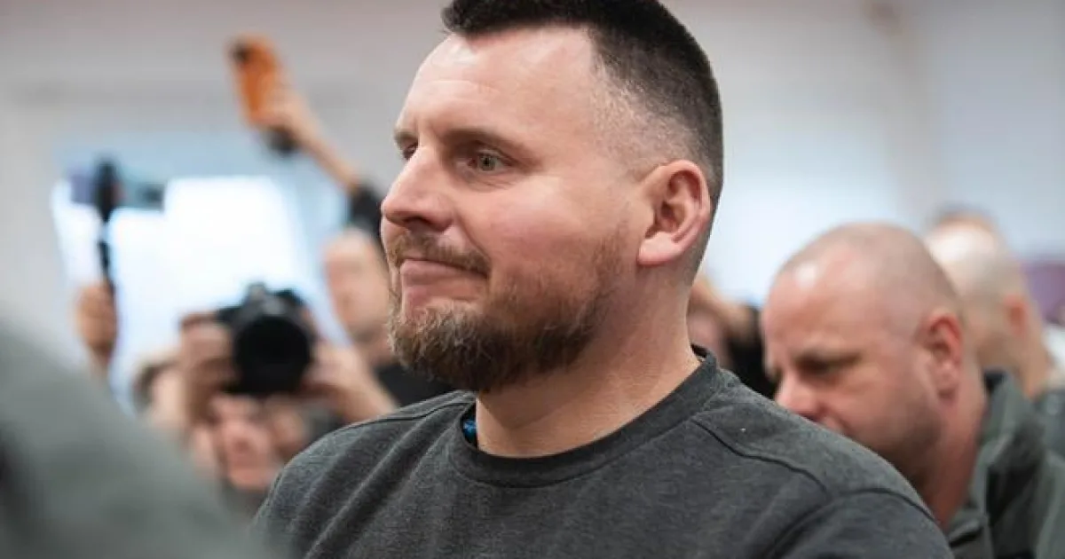 Bombic musí zaplatiť Sabovi náhradu škody. Rozsudok si nevypočul a neodvolal sa
