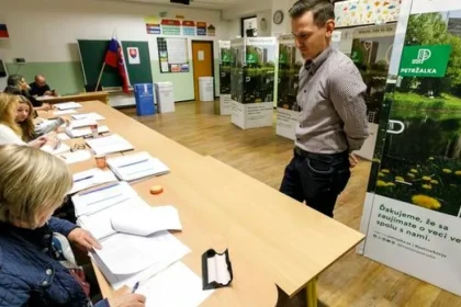 Bratislavské okrsky nahlásili chybné hlasovacie lístky