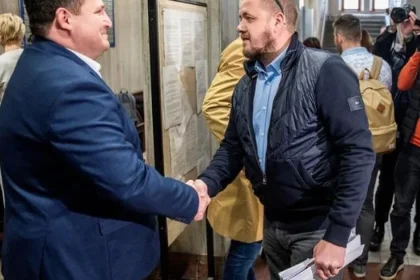 Budú Čurillovci ešte vyšetrovať Ficovu vládu?