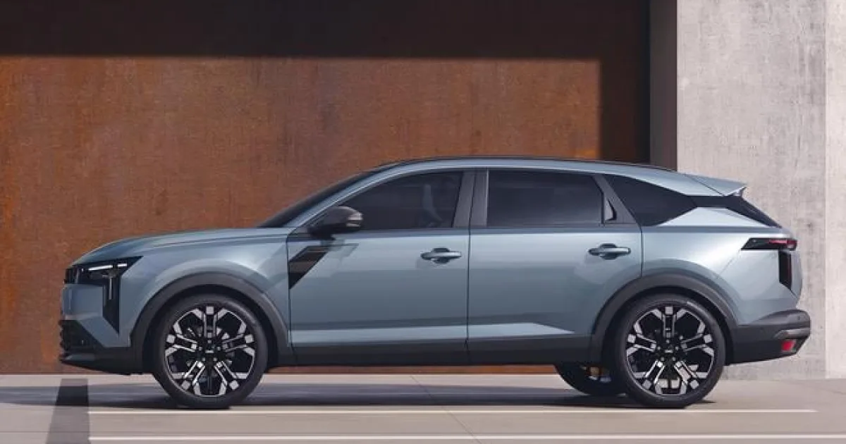 Dacia zverejnila ceny modelu Striker, môže konkurovať Octavii aj Corolle