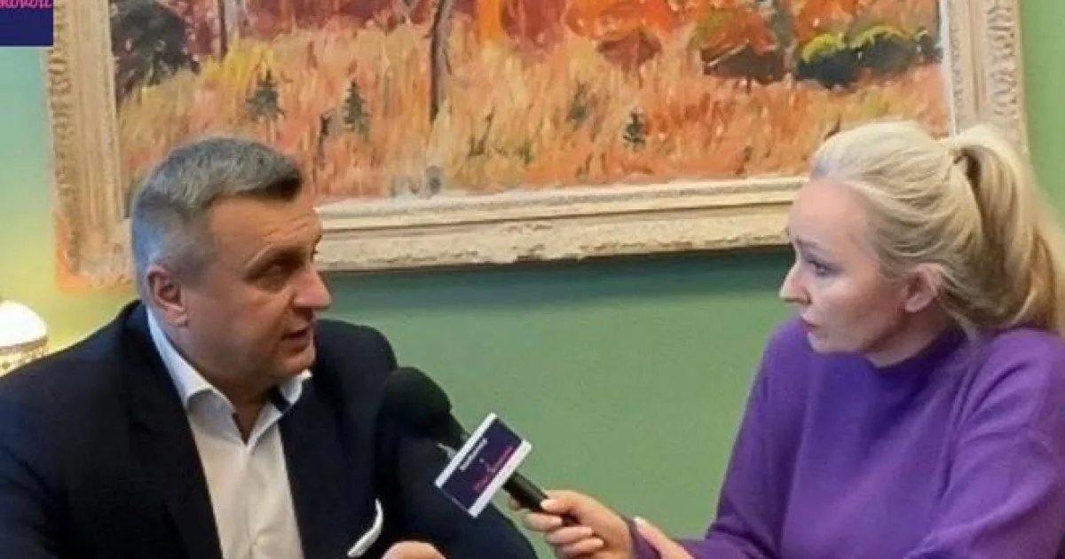 Danko prezradil, že SNS platila Šramovú, a sťažuje sa na skorumpovanú dezinformačnú scénu