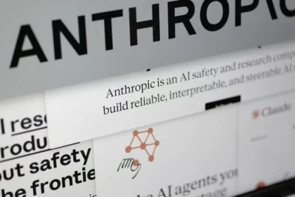 Držitelia práv Elvisa žalujú Anthropic za porušenie autorských práv