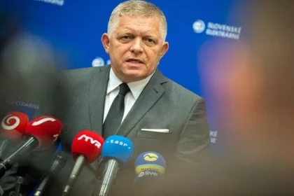 Fico ocenil nižšiu DPH aj súkromné investície do nájomných bytov