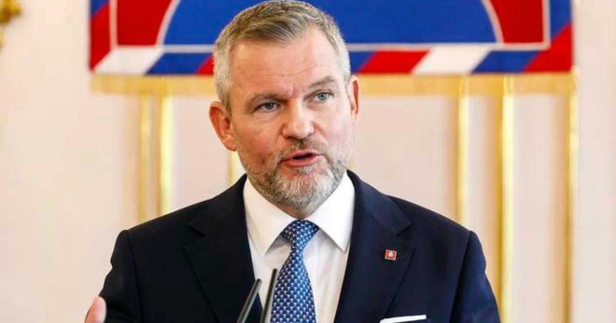 Hlava štátu prevzala poverovacie listiny od troch veľvyslancov