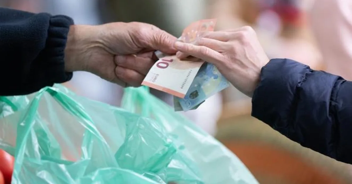 Inflácia v eurozóne stúpla nad tri percentá