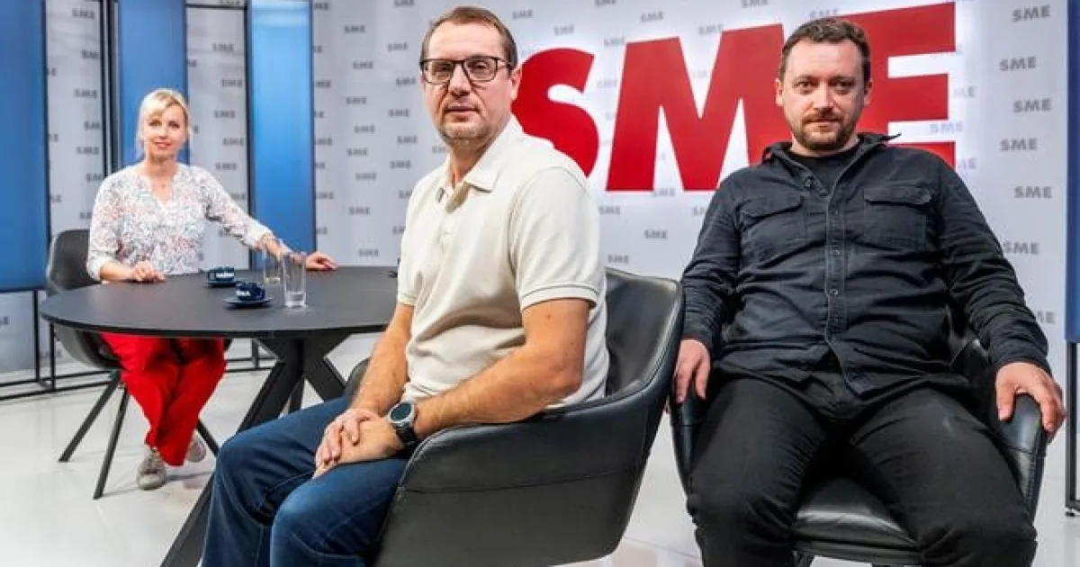 Komentátori: Opozícia s voňajúcim Hlinom, Ficova hanba v Bruseli i Srbsku a čakateľ Kuffa