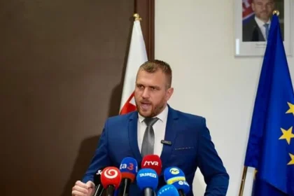 Kuffa bude žiadať vrátenie odmien vyplatených na envirorezorte