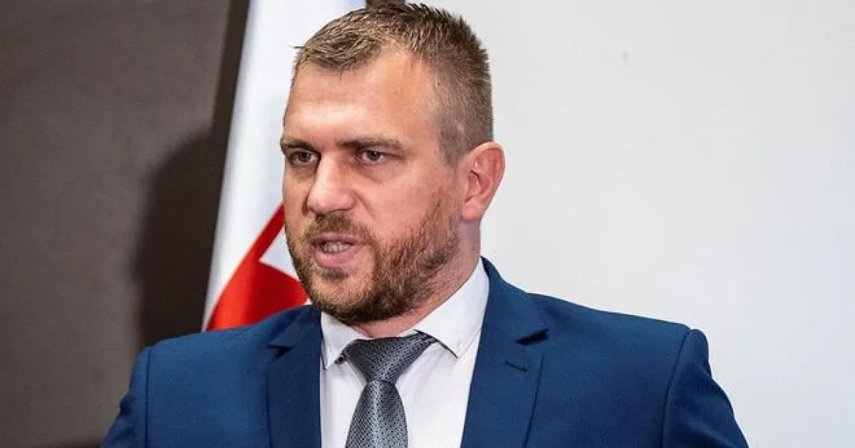 Kuffa naďalej jediným kandidátom na ministra po koaličnej rade