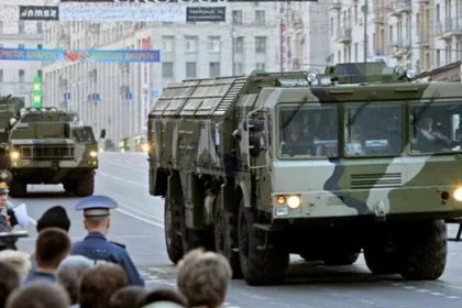 Moskva hrozí jadrom. Neprovokujte, prídete o Kaliningrad, varujú médiá