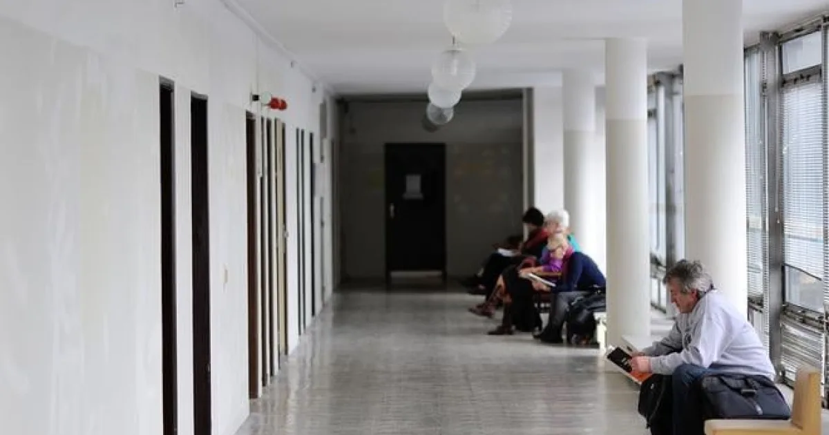 Oddlženie štátnych nemocníc prehĺbi nerovnosti v systéme, tvrdí asociácia