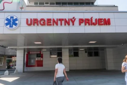 Polícia sprísni dohľad nad urgentnými príjmami