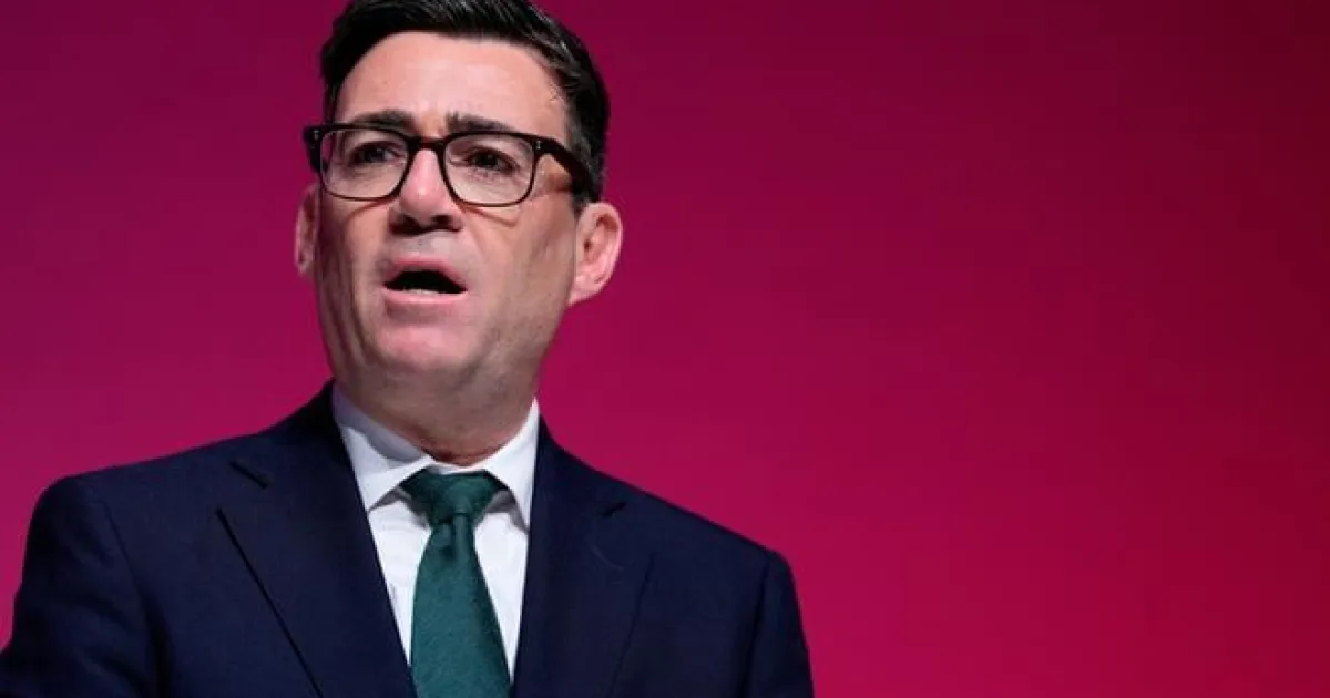 Premiér Burnham: Útok na základňu v Anglicku určite riadil Irán