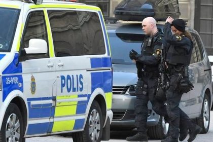 Pri streľbe v športovom centre v Štokholme zomrela 25-ročná žena