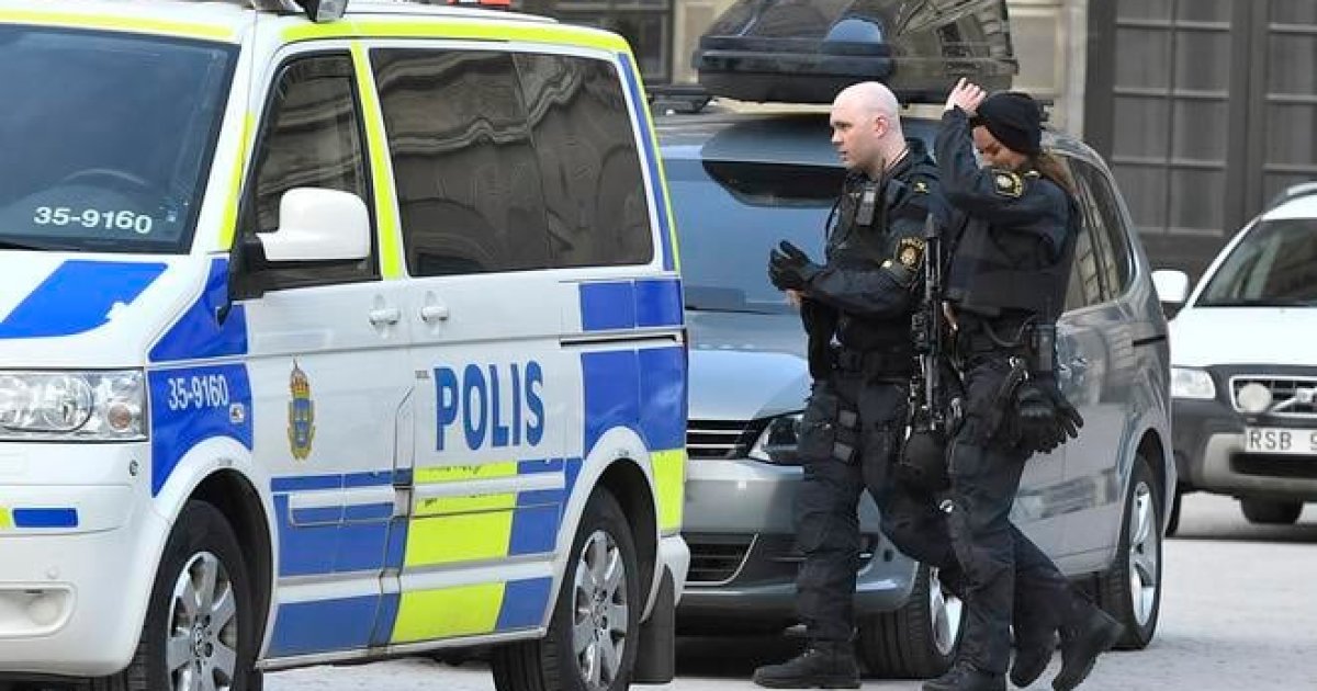 Pri streľbe v športovom centre v Štokholme zomrela 25-ročná žena