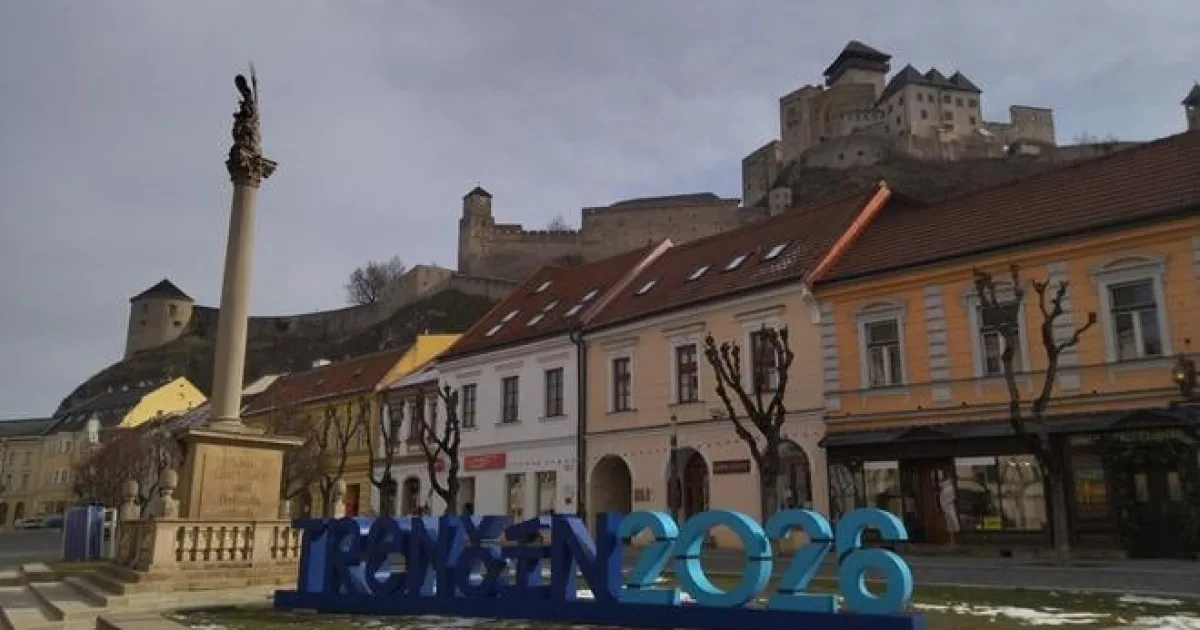 Slovensko hostí samit prezidentov V4, zúčastní sa aj von der Leyenová