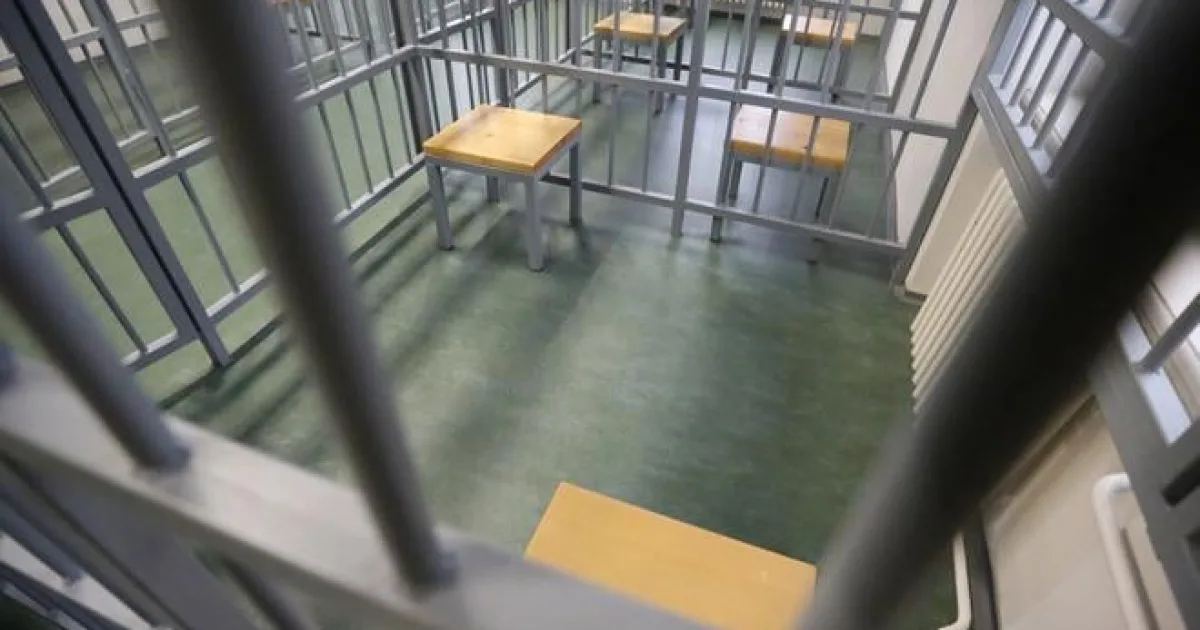 Súd v Innsbrucku povolil Benkovi výkon trestu v domácom väzení