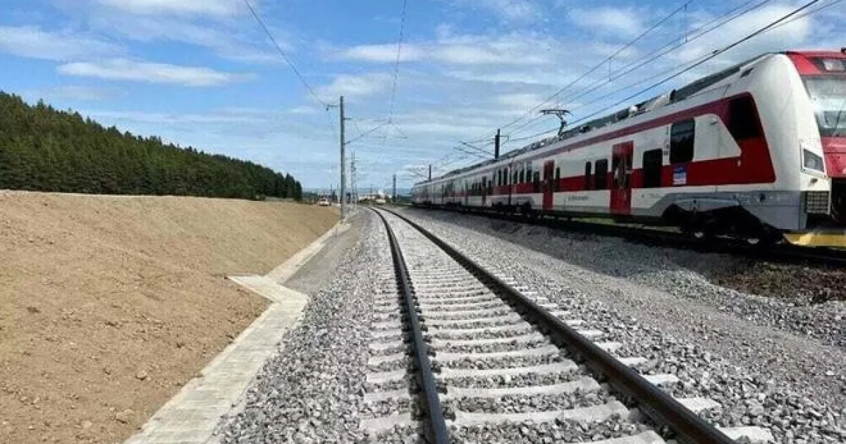 Trikmi prihrávajú zákazky? ŽSR odmieta obvinenia opozície