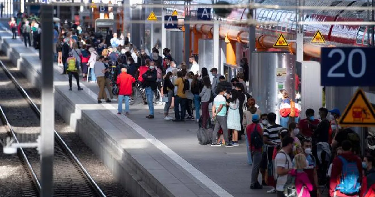 V Nemecku sa nedodržiava zákaz pitia alkoholu na staniciach