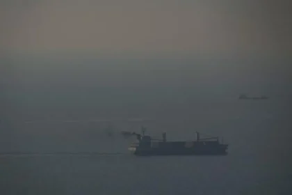 V Perzskom zálive horí alebo je poškodených sedem tankerov, uvádza Irán