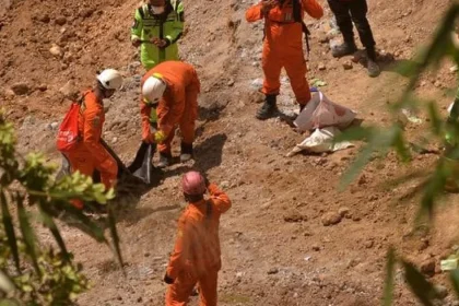 V tureckej bani zahynulo päť baníkov, dvoch zachránili živých