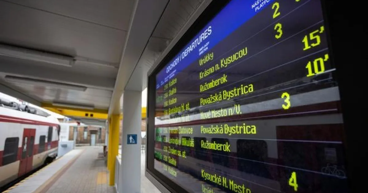 Železničná doprava cez žilinský uzol je po požiari v mimoriadnom režime
